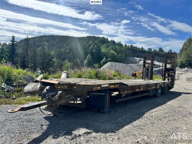Matala kuormaaja McCauley MAC machinery trailer with hydraulic loading ramps