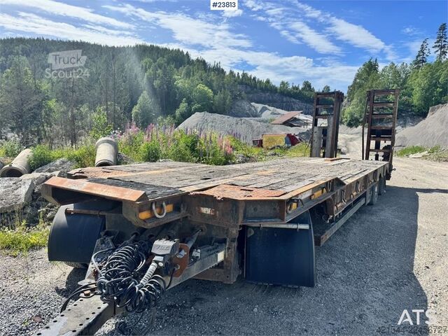 Matala kuormaaja McCauley MAC machinery trailer with hydraulic loading ramps