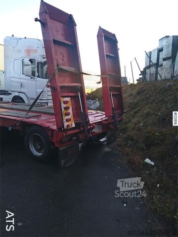Carregador baixo Vang SLHS machine trailer with hydraulic ramps