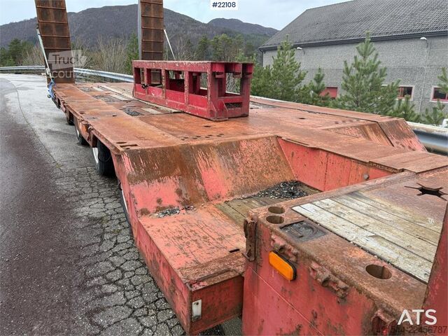Dieplader Vang SHSL 4 axle machine trailer w/ hydraulic driving b