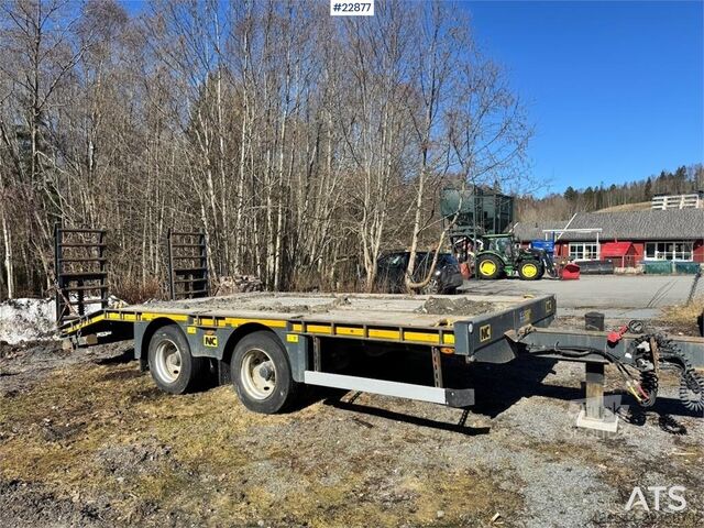 Carregador baixo NC machinery trailer with manual loading ramps