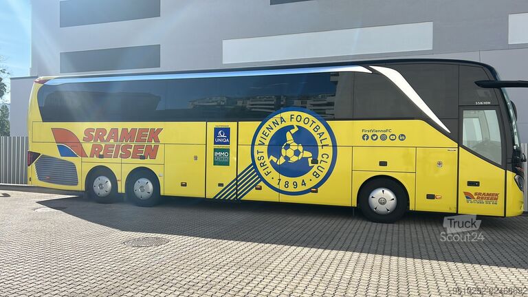 Diaľkový autobus Setra Top Class S 516 HDH