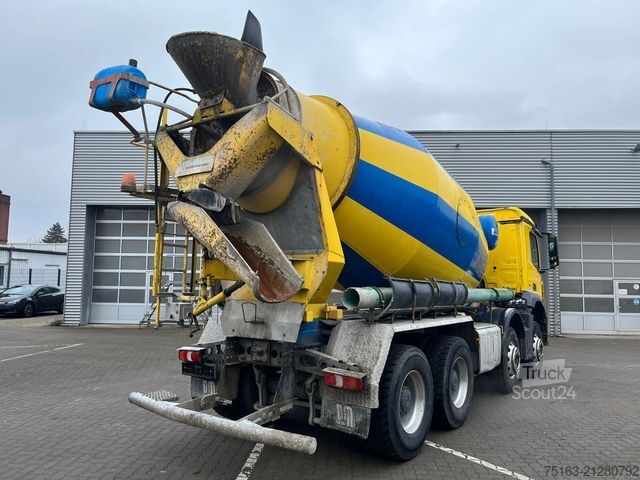 Camion malaxeur à béton MERCEDES-BENZ Arocs 3240 B 8x4 Betonmischer AP Achsen