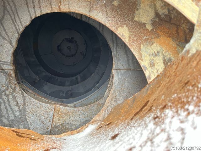 Camion malaxeur à béton MERCEDES-BENZ Arocs 3240 B 8x4 Betonmischer AP Achsen