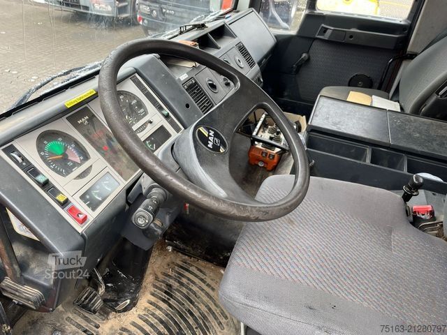 LKW mit Pritsche (offen) MAN L2000 14.224 LAK 4x4 Pritsche Kran Atlaskran+Fun