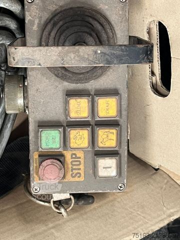 LKW mit Pritsche (offen) MAN L2000 14.224 LAK 4x4 Pritsche Kran Atlaskran+Fun