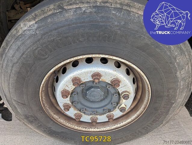 Cisterna Scania P 450