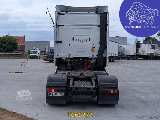 Standaard-SZM Mercedes-Benz Actros 1845