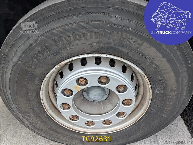 Chassis com cabina DAF XF 450