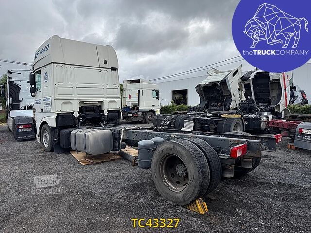 Chassis com cabina DAF XF 440