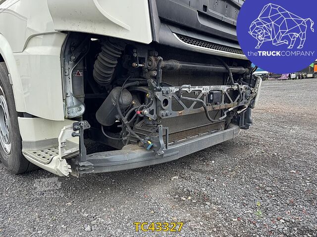 Chassis com cabina DAF XF 440