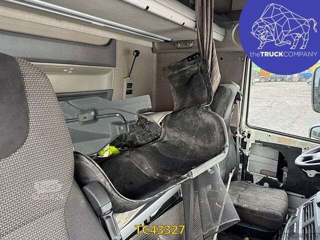 Chassis com cabina DAF XF 440