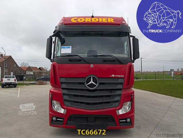 Bâche coulissante Mercedes-Benz Actros 2548
