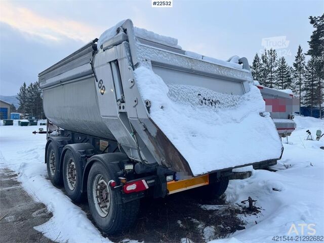 Volquete Carnehl asphalt trailer