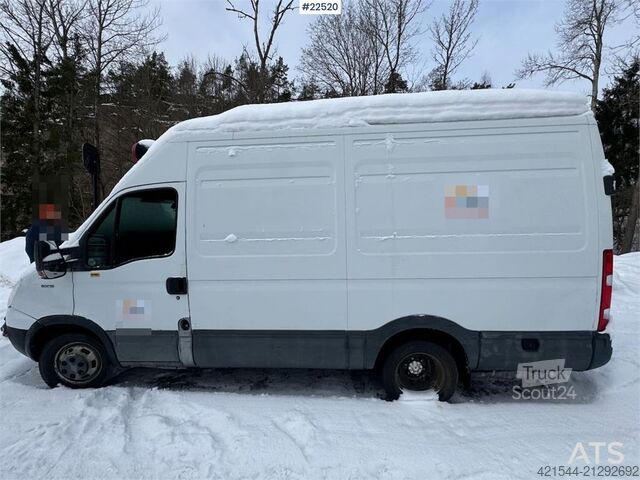 Camioneta familiar de techo alto Iveco Daily 50C Van – delivered with new EU approval