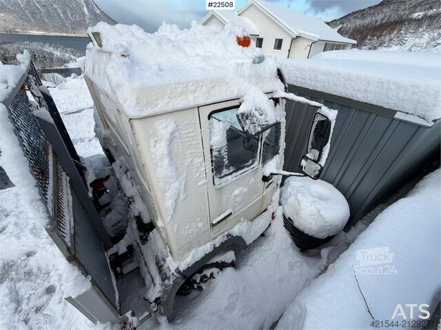 Platformas piekabe MAN 8.153 flatbed truck