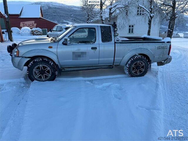 Break à toit surélevé Nissan king cap pickup 4x4 repair object