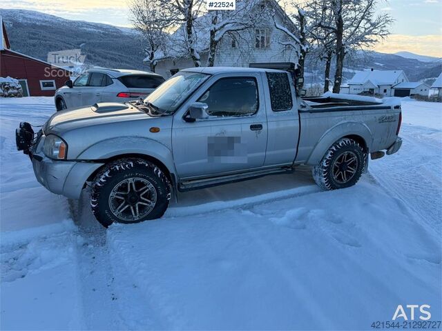 Break à toit surélevé Nissan king cap pickup 4x4 repair object