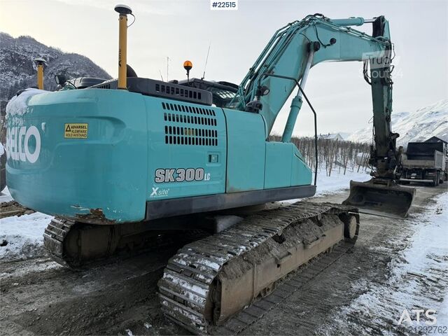 Excavator pe șenile Kobelco SK300LC-10 excavator with excavation bucket, gradi