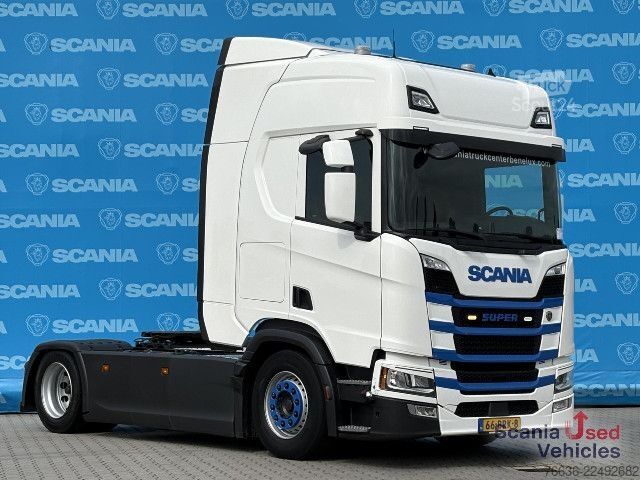 Standardowy ciągnik siodłowy Scania R 450 A4x2EB RETARDER MEGA VOLUME PARK AIRCO