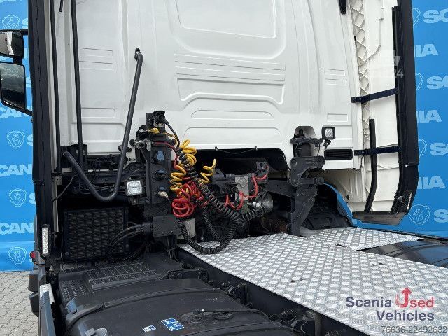 Standardowy ciągnik siodłowy Scania R 450 A4x2EB RETARDER MEGA VOLUME PARK AIRCO