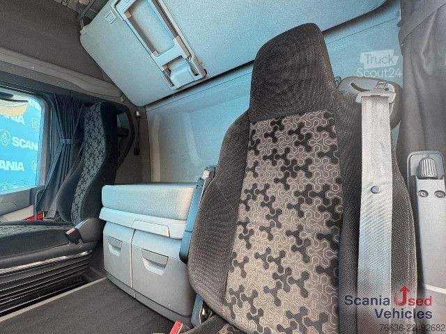 Standardowy ciągnik siodłowy Scania R 450 A4x2EB RETARDER MEGA VOLUME PARK AIRCO