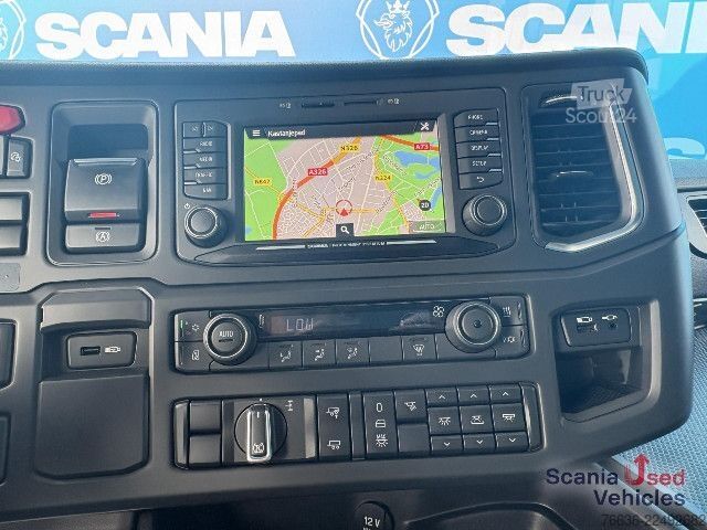 Standardowy ciągnik siodłowy Scania R 450 A4x2EB RETARDER MEGA VOLUME PARK AIRCO