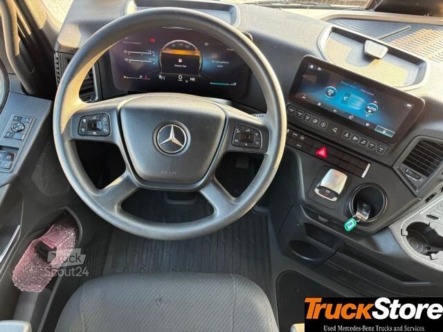 Τυπική μονάδα τράκτορα  Actros 1851 LS