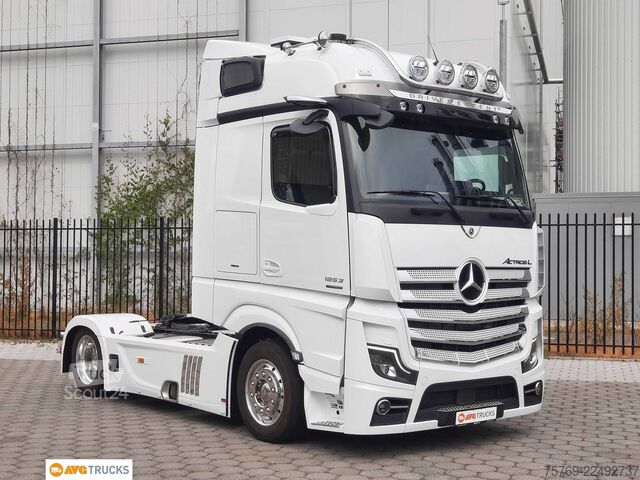 Lielapjoma vilcējs MERCEDES-BENZ 1853 LS ACTROS L Hubsattelkupplung Leder Alu