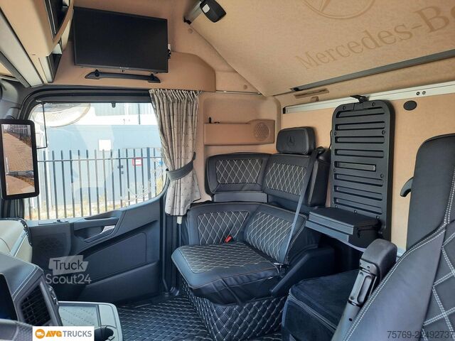 Lielapjoma vilcējs MERCEDES-BENZ 1853 LS ACTROS L Hubsattelkupplung Leder Alu