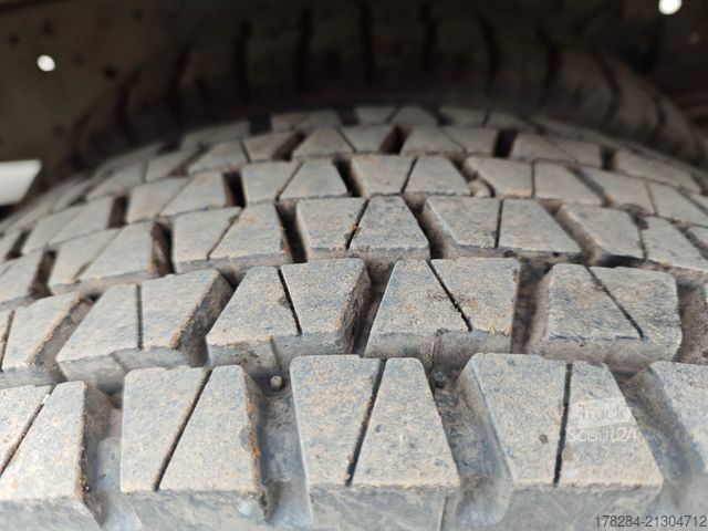 Camion équipé d'une grue MAN Klaas K28/35 Meter*1500kg*Montagekran*SPS*