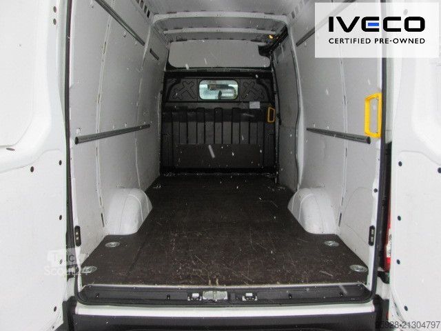 Højt tag varevogn IVECO Daily 35S16A8V 3.520L EXPORT!