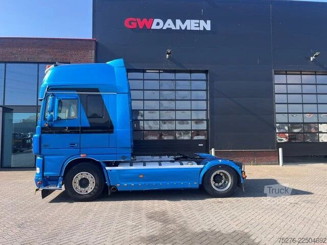 Standard-SZM DAF XF 105.460 4x2 Superspace cab Euro 5