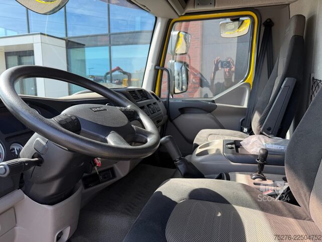 Dodávka na přepravu automobilů DAF LF 45 Machinetransporter Hydraulic ramps 48.000 km