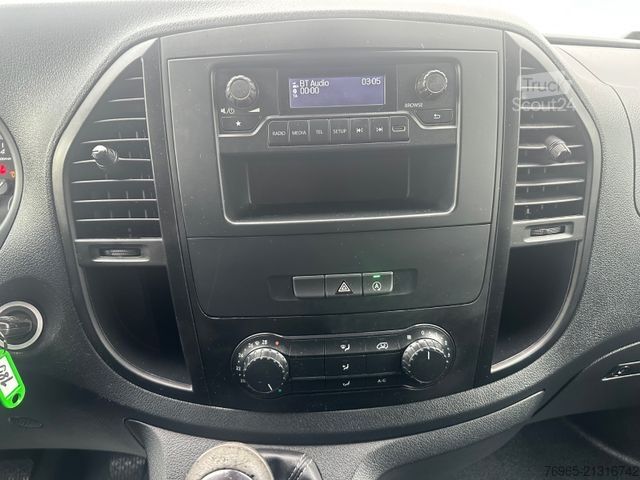 Panelinis furgonas MERCEDES-BENZ Vito 110 LANG 6G KLIMA TEMPOMAT 3-SITZER PDC AHK