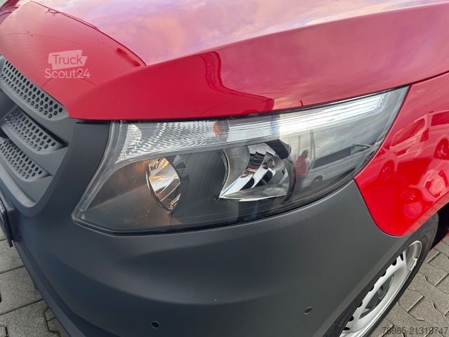 Panelinis furgonas MERCEDES-BENZ Vito 110 LANG 6G KLIMA TEMPOMAT 3-SITZER PDC AHK