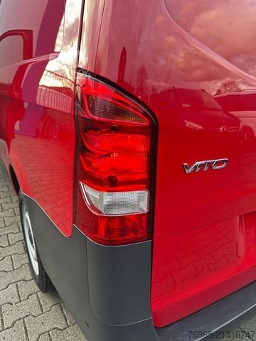 Panelinis furgonas MERCEDES-BENZ Vito 110 LANG 6G KLIMA TEMPOMAT 3-SITZER PDC AHK