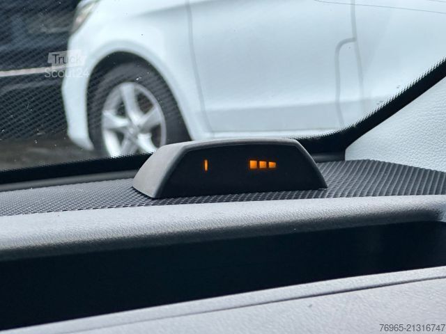 Panelinis furgonas MERCEDES-BENZ Vito 110 LANG 6G KLIMA TEMPOMAT 3-SITZER PDC AHK