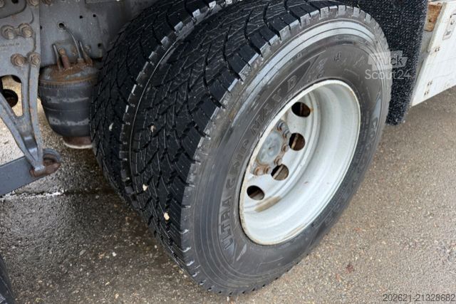 Grue montée sur camion MERCEDES-BENZ Actros 6x2 Kran 20mt Amco AB Mfk