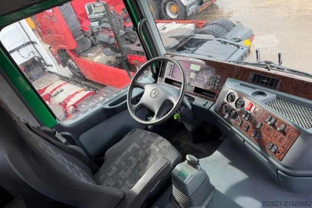 Grue montée sur camion MERCEDES-BENZ Actros 6x2 Kran 20mt Amco AB Mfk