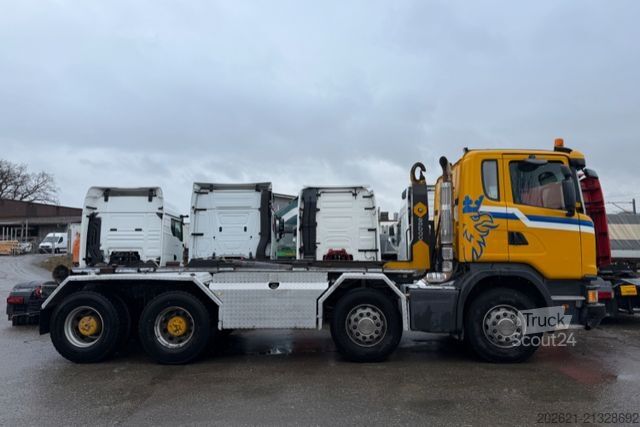 Kamion s kipom s pomičnim kontejnerom SCANIA G450 8x4 Sobag