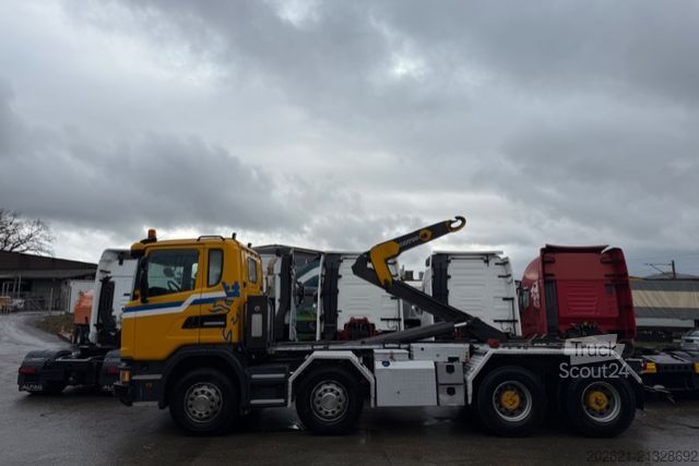 Kamion s kipom s pomičnim kontejnerom SCANIA G450 8x4 Sobag