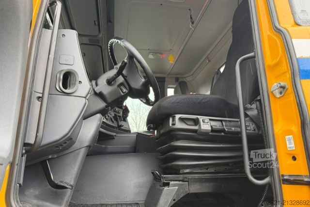 Kamion s kipom s pomičnim kontejnerom SCANIA G450 8x4 Sobag