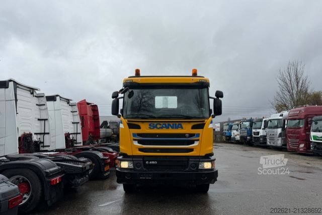 Kamion s kipom s pomičnim kontejnerom SCANIA G450 8x4 Sobag