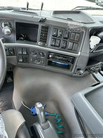 Autobetoniere VOLVO FM 420 8x4 Betonmischer 9m3