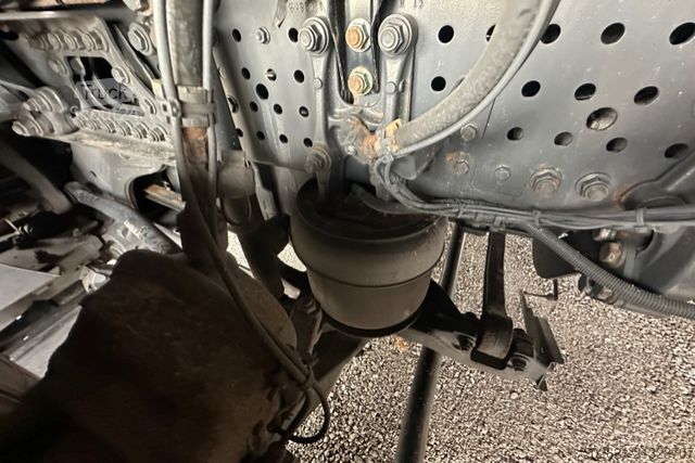 Camion frigorifique MERCEDES-BENZ Actros 1843 4x2 Kühler