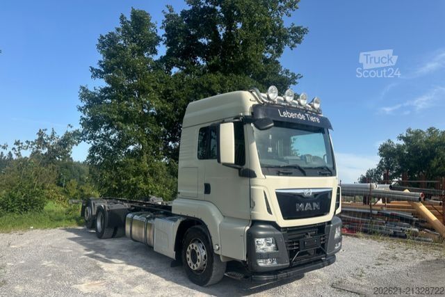 Șasiu de camion MAN TGS 26 480 6x2 Chassis Lenk&lift Achse