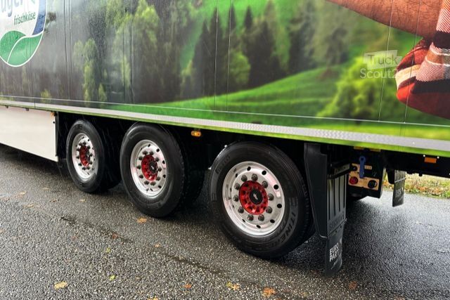 Semiremorcă frigorifică SCHMITZ CARGOBULL SKO24 Vektor 1850 Doppelstock Bitemp 2liftachse