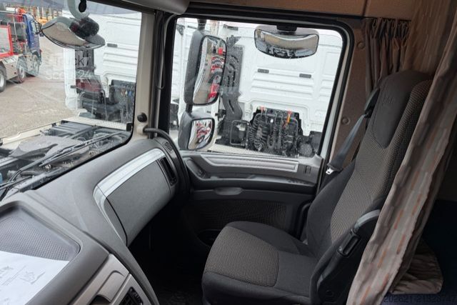 Chasis de camión DAF XF 460 6x2