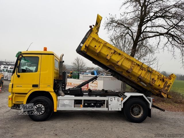 Camión volquete MERCEDES-BENZ Actros 1836 4x2 Haken Kipper